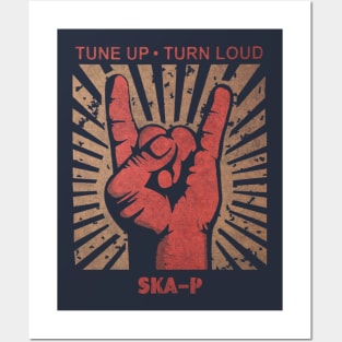 Tune up . Turn Loud Ska - P Posters and Art